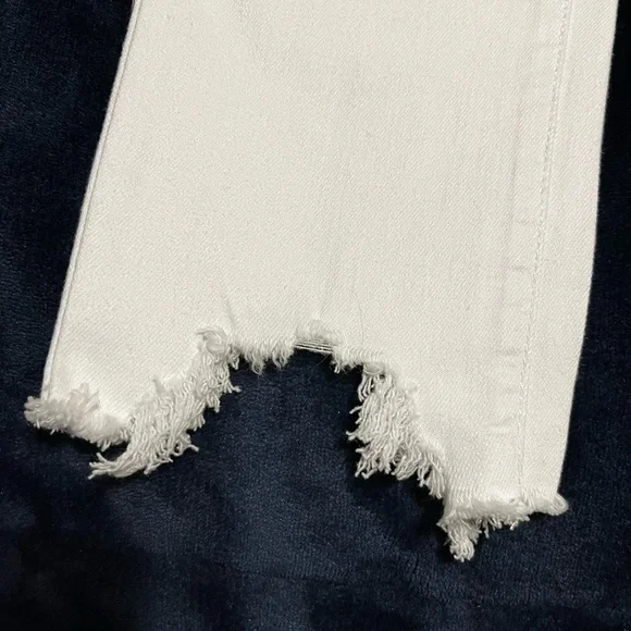 Special A distressed white denim jeans - Picture 3 of 5